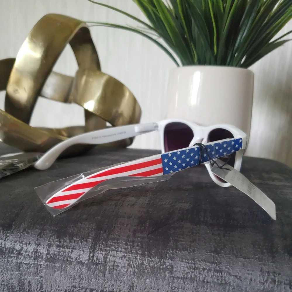Patriotic American Flag Sunglasses USA Red White Blue Unisex NEW America 250